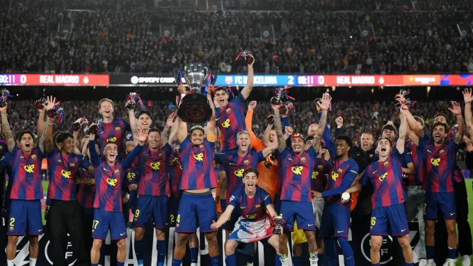 كل تدريب أصبح أشد إيلاما.. لاعب برشلونة يلمح للاعتزال!