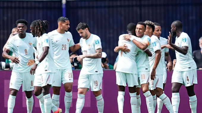 بالأرقام.. فرنسا كابوس منتخبات أوروبا والعراق يدخل التاريخ