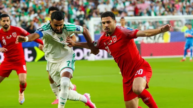 نجم منتخب الأردن يتسلل لقائمة الكبار في كأس العالم 2026