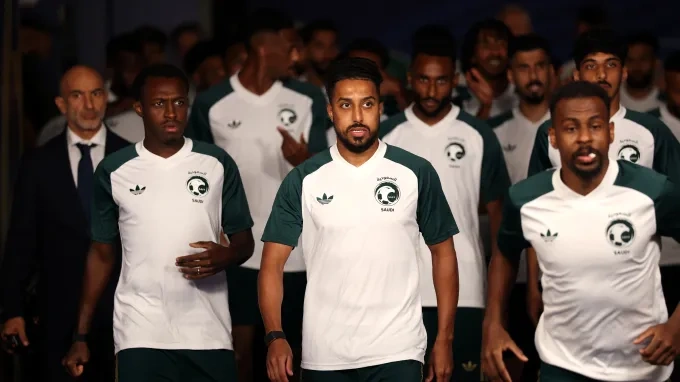 الدعيع يوجه طلبًا للاعبي السعودية بعد الإقصاء من المونديال